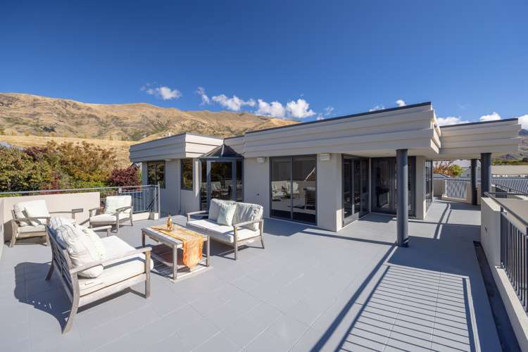 83 Meadowstone Drive Wanaka_9