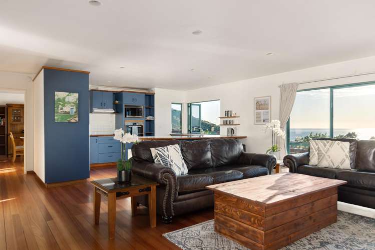 36 Sirrah Street Okitu_12