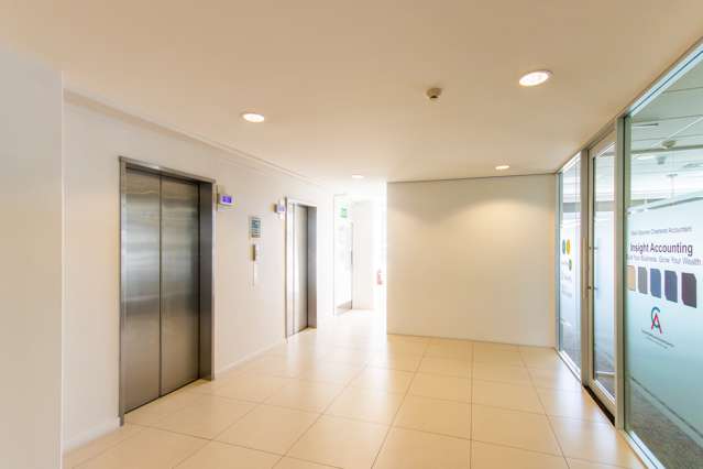 Suite 4/507 Lake Road Takapuna_2