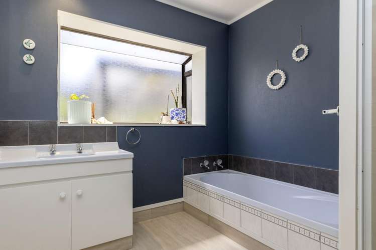 83 Harvey Street Waipahihi_24