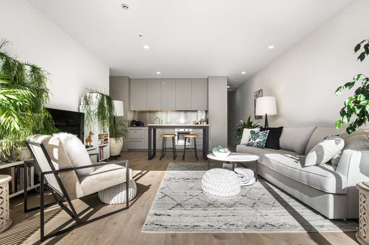 1b/12 Fisher-Point Drive Auckland Central_12