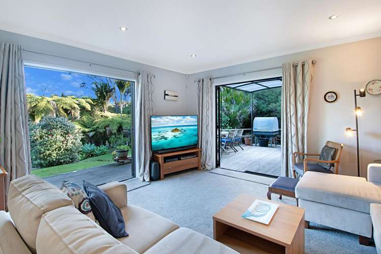 125 Stoney Creek Drive Waitakere_12