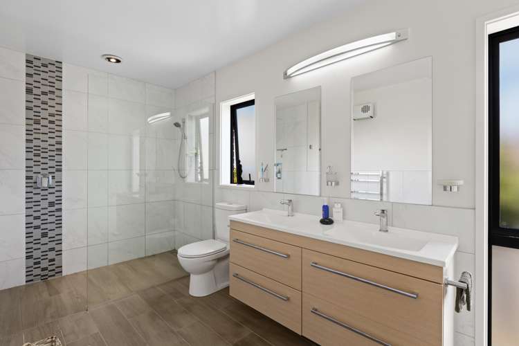 32 Seaview Crescent Hatfields Beach_23