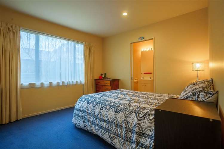 188 Harewood Road Papanui_16