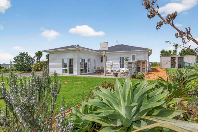 89 Brown Road Kaiwaka_4