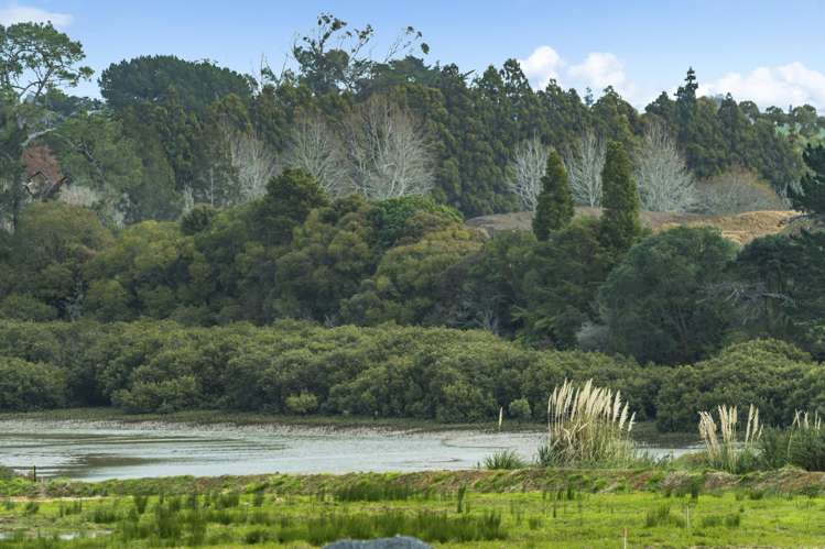 19 Taipahitini Road Karaka_17