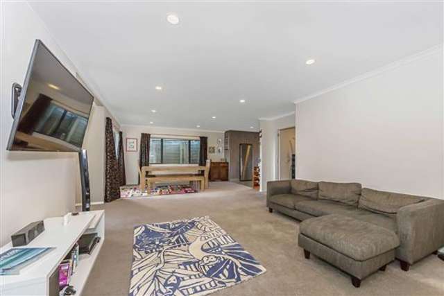 131 Vipond Road Stanmore Bay_2