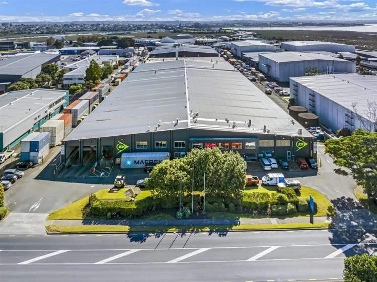 670 Rosebank Road_0