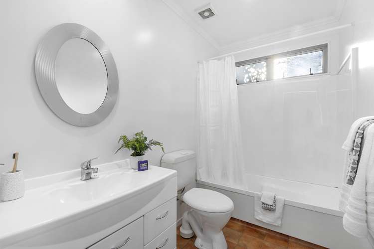 12a Monowai Road Johnsonville_8