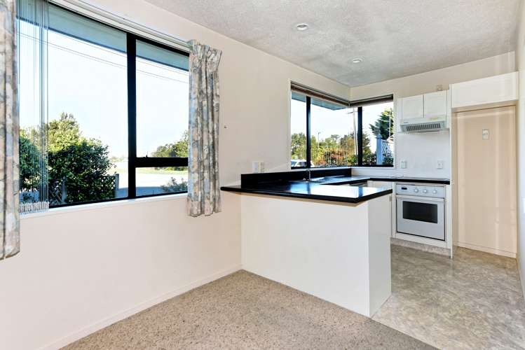 1b Coleman Place Darfield_12