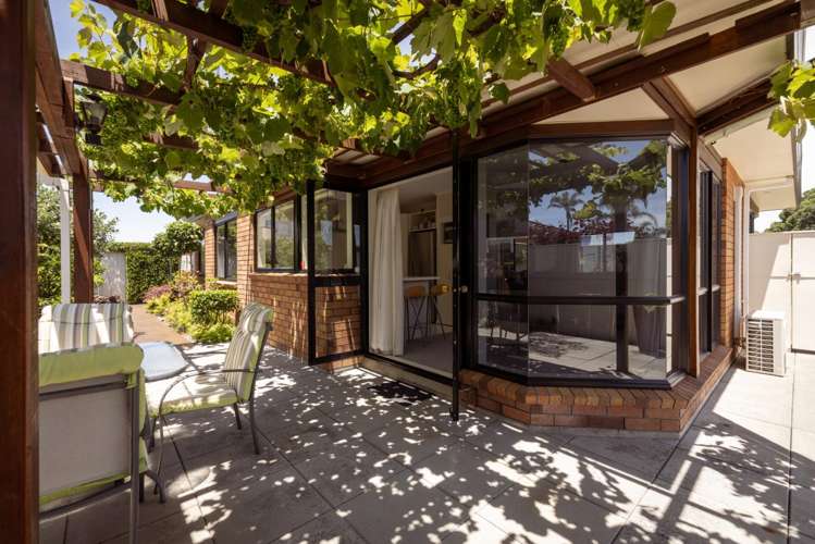 16 Pacific View Road Papamoa_4