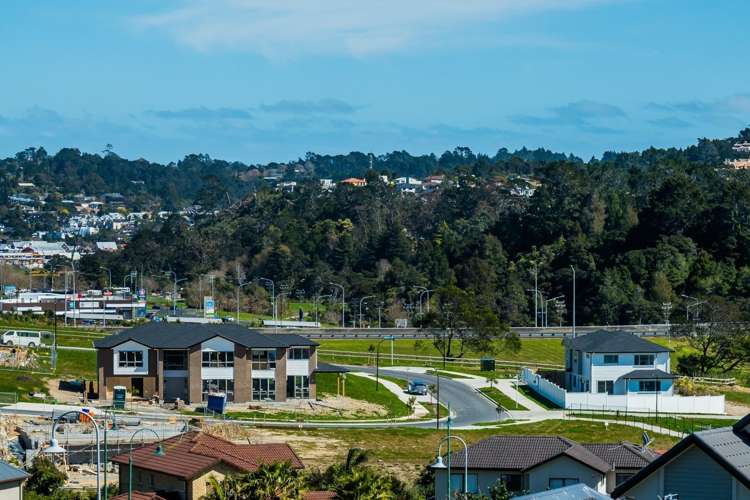 122 Fernhill Way Oteha_24