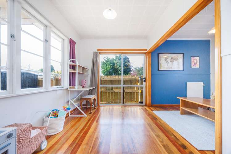 236 Tremaine Avenue Highbury_7