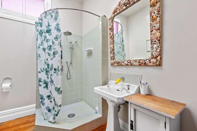 615 Worcester Street Linwood_12