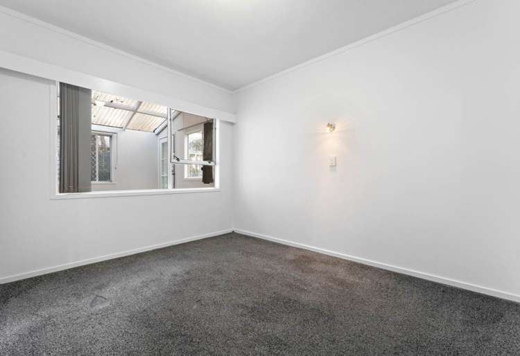 4/304 Great North Road Henderson_9