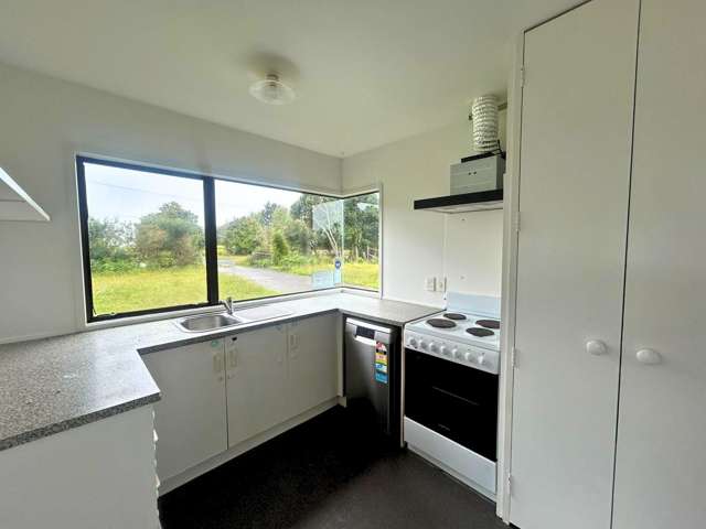 47 McRobbie Road Kingseat_1