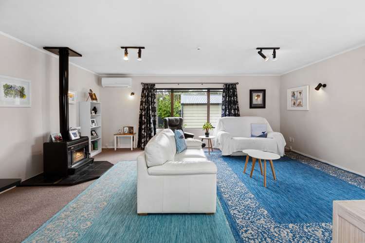 8 Eliot Place Leamington_8