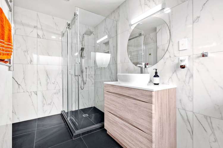 1 Thomas Rea Place Te Atatu South_15