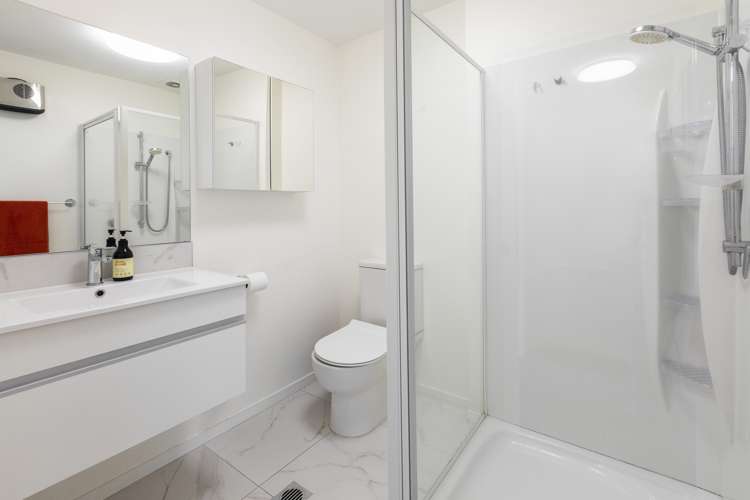 1/116 Stanmore Road Linwood_10