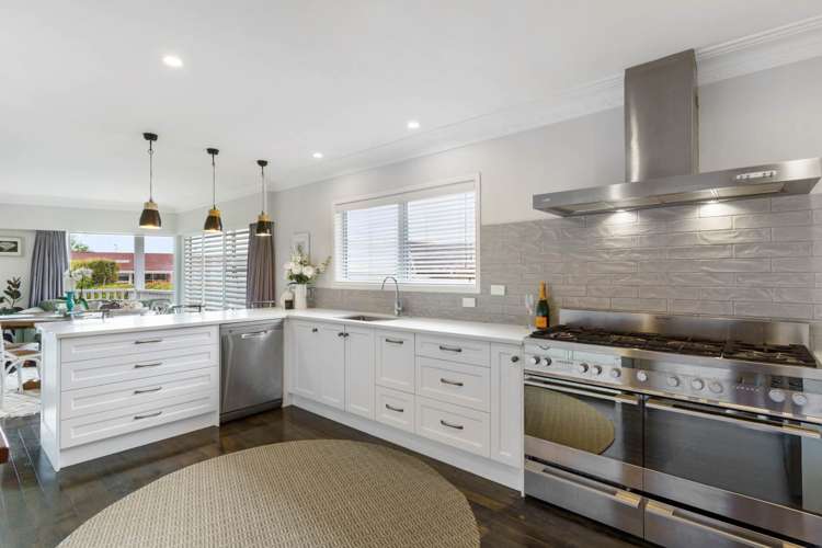 129 Bleakhouse Road Mellons Bay_4