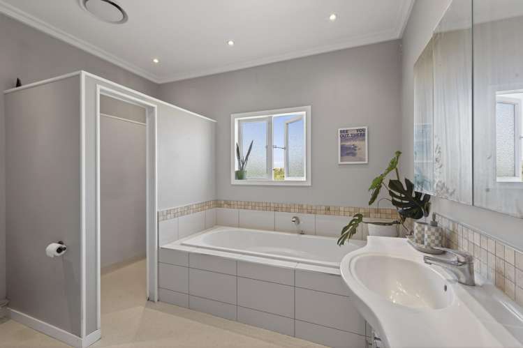 207 Upper Pitone Road Okato_17