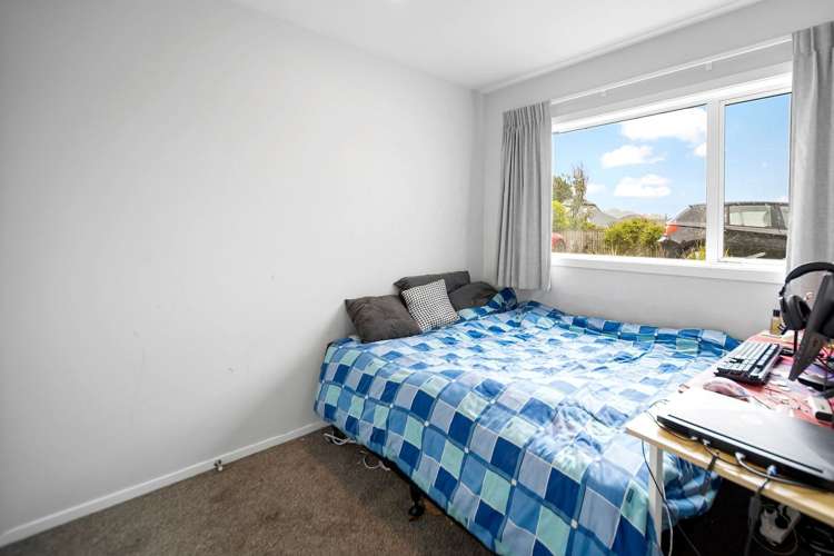 3A Hillview Crescent Paparangi_7