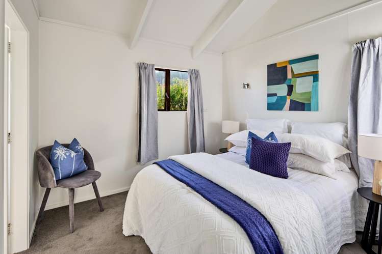 6 Trent Street Island Bay_2