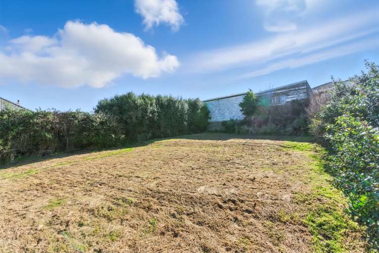 71 Columba Avenue Calton Hill_13