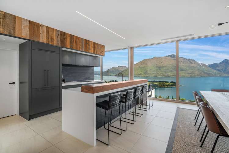 32 Edinburgh Drive Queenstown_9