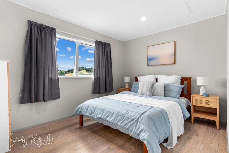 7 Hebe Lane Maungaturoto_17
