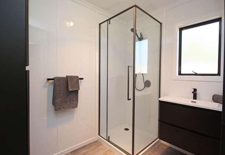 5 LInklater Avenue 1207_11