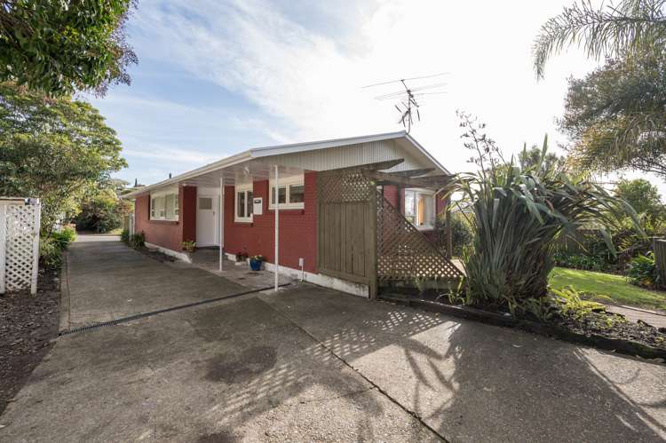 29 Churchill Avenue Richmond_19