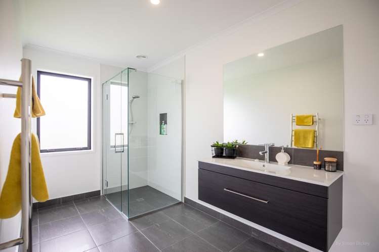 15 Ruruhi Street Raglan_23