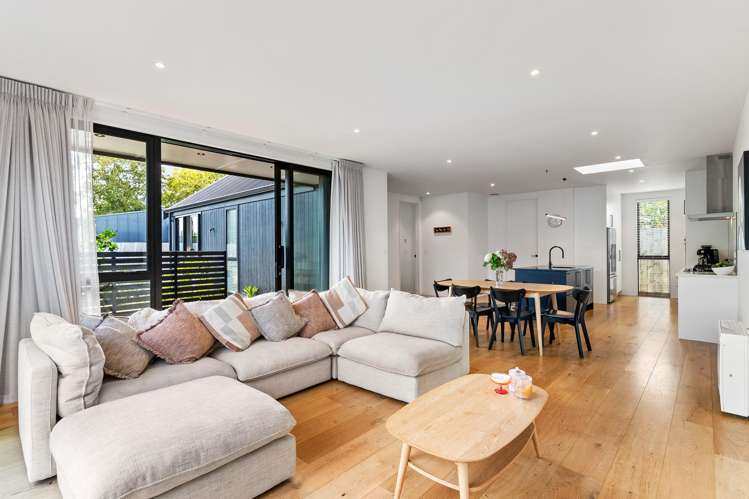 442A West Coast Road Glen Eden_2