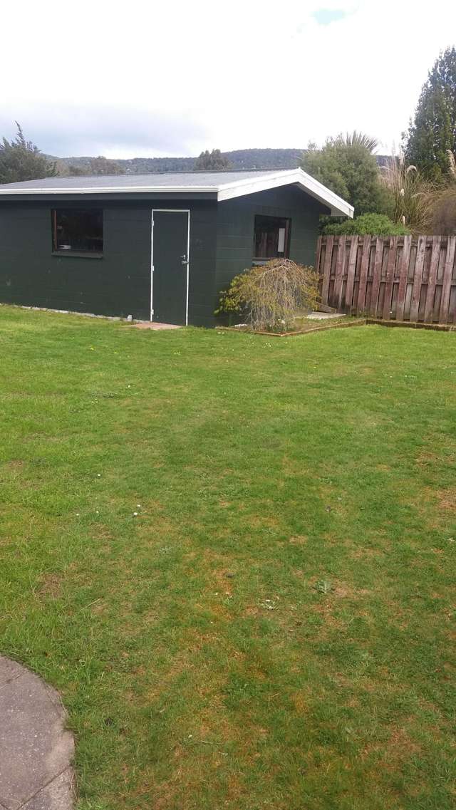 37 Mararoa Drive Manapouri_1