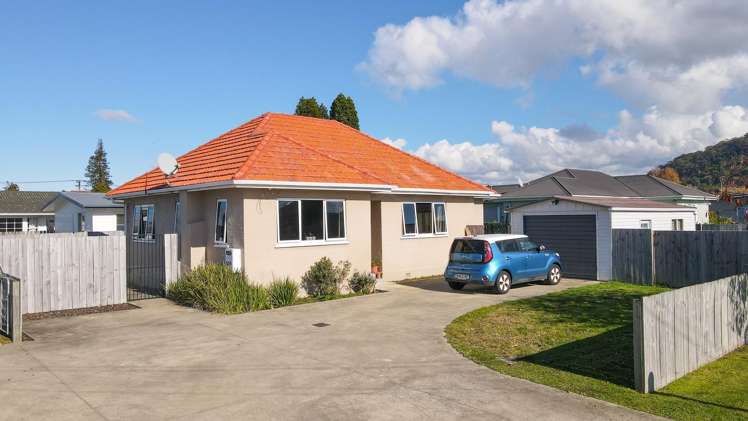 11 Cochrane Street Fairy Springs_12