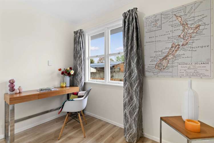 41 Cobham Crescent Kelston_10