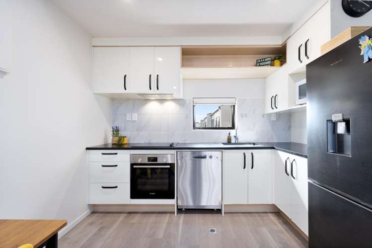 4/115 Swanson Road Henderson_12