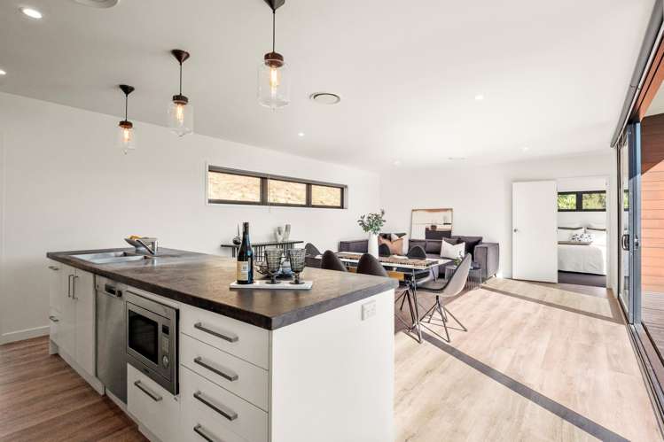 72 Risinghurst Terrace Lower Shotover_6