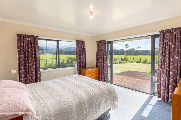 62 Thomas Road Carterton_12