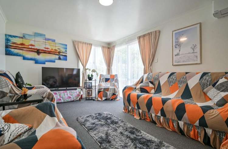 1011 Bledisloe Street 10495_3