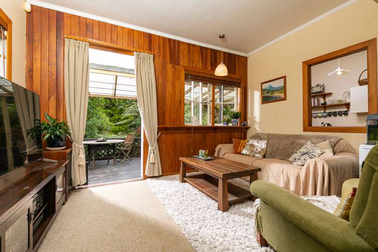 332 Huia Road Titirangi_4