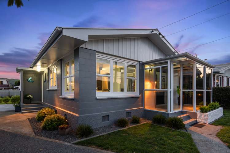 8 Houghton Crescent Redwoodtown_0