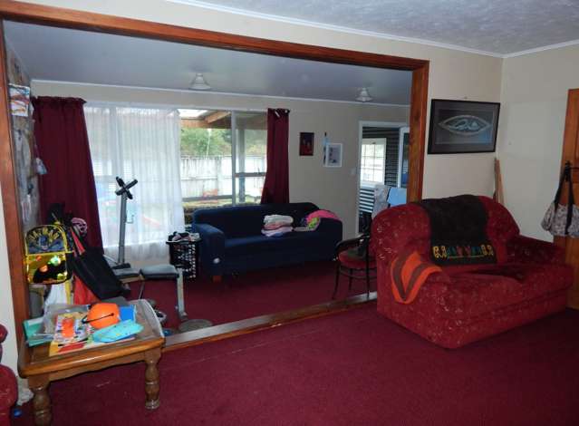 74 Kaniere Road Hokitika_2