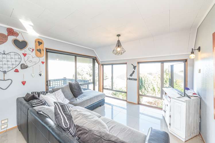 1a East Way Durie Hill_7