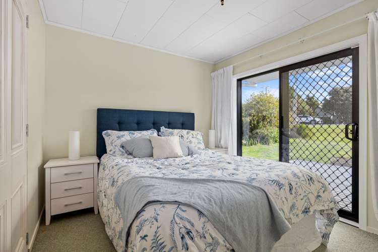 33 Pinedale Crescent Riversdale Beach_6