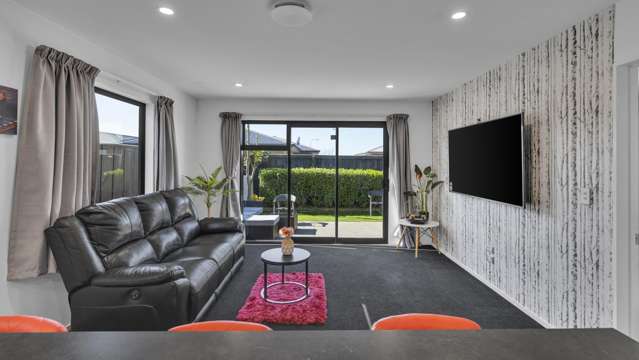73 Faringdon Boulevard Rolleston_1