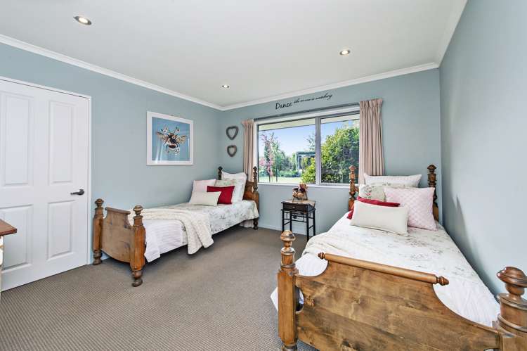 74 Stott Drive Darfield_21