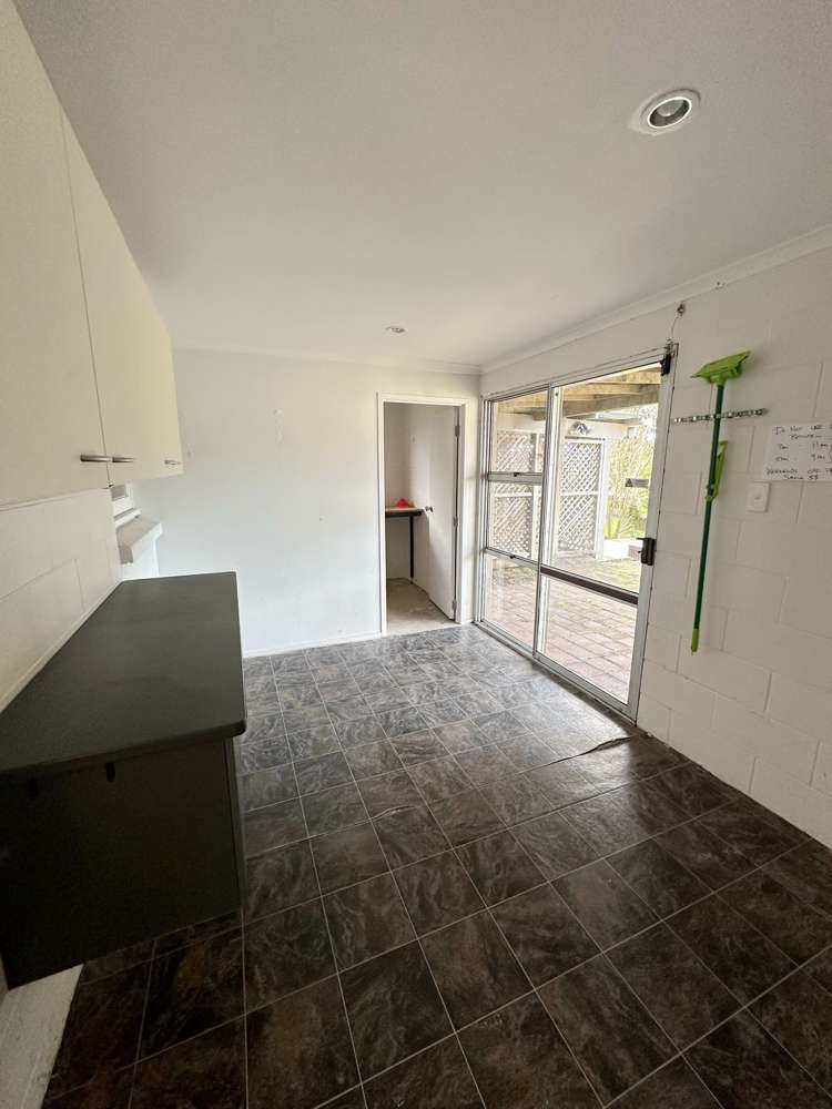 33 Blakeborough Drive Forrest Hill_12