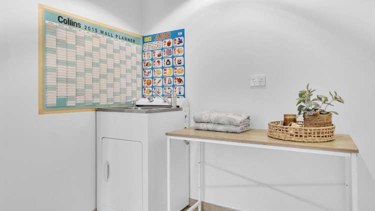 16 Winfield Drive Wigram_15